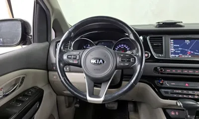 Kia Canival 2017, 103588 км, за 8467.9 USD - фото 13