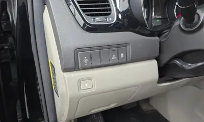 Kia Canival 2017, 103588 км, за 8467.9 USD - фото 18