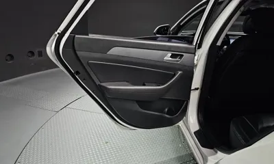 Hyundai Sonata 2017, 86476 км, за 6180.07 USD - фото 25