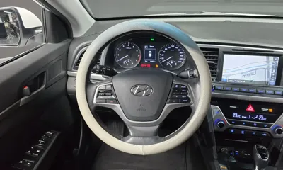 Hyundai Avante 2016, 95281 км, за 6414.01 USD - фото 13