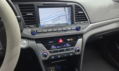 Hyundai Avante 2016, 95281 км, за 6414.01 USD - фото 14
