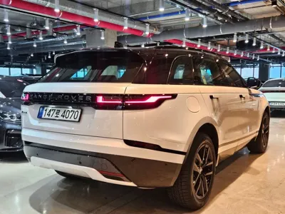 Land Rover Range Rover Velar 2026, 15 км, за 55840.84 USD