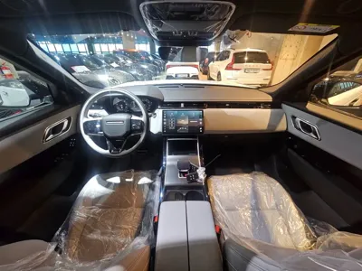 Land Rover Range Rover Velar 2026, 15 км, за 55840.84 USD - фото 19