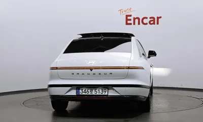Hyundai Grandeur 2023, 17598 км, за 28027.52 USD