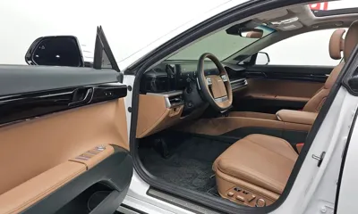 Hyundai Grandeur 2023, 17598 км, за 27832.48 USD - фото 11