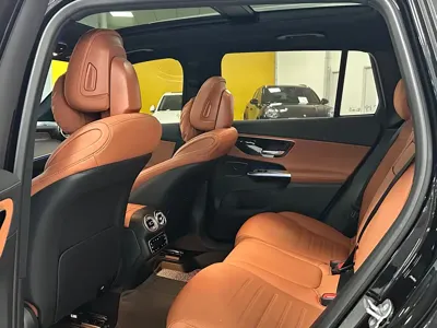 Mercedes-Benz GLC 2024, 46000 км, за 35727.91 USD