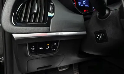 Kia Stinger 2018, 189861 км, за 9621.01 USD - фото 16