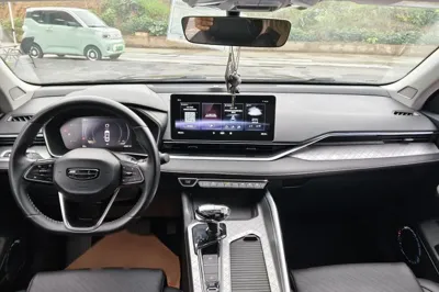 Geely Auto Preface 2021, 42800 км, за 10967 USD - фото 10