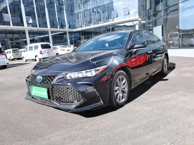 Toyota Avalon · 2022 год