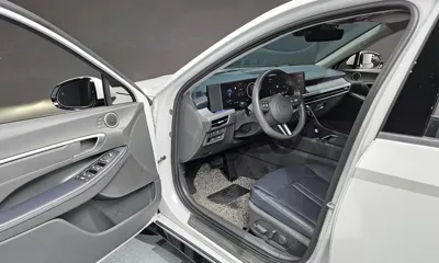 Hyundai Sonata 2024, 41565 км, за 18376.53 USD - фото 11