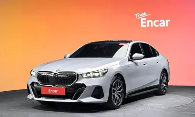 BMW 5-Series · 2025 год