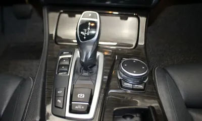 BMW 5-Series 2016, 151230 км, за 8139.61 USD - фото 9