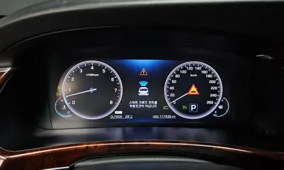 Hyundai Equus 2013, 111536 км, за 5583.29 USD - фото 8