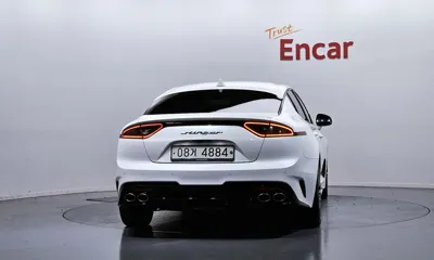 Kia Stinger 2018, 59656 км, за 11590.8 USD