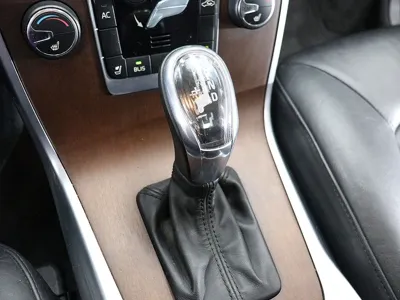 Volvo S80 2013, 82215 км, за 5878.87 USD - фото 9