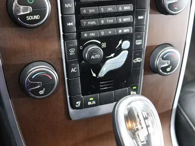 Volvo S80 2013, 82215 км, за 5878.87 USD - фото 10