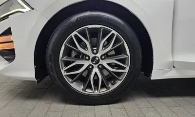 Kia K5 2021, 130894 км, за 9044.73 USD