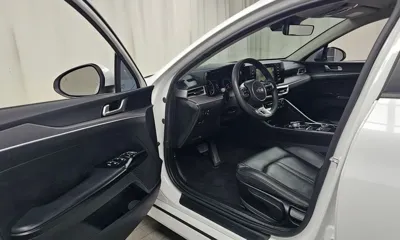 Kia K5 2021, 130894 км, за 9044.73 USD - фото 10