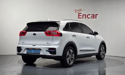 Kia Niro 2021, 69193 км, за 15920.17 USD