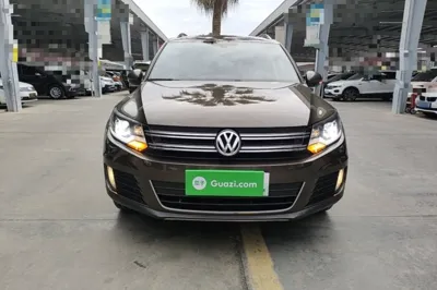 Volkswagen Tiguan 2016, 140500 км, за 8543 USD