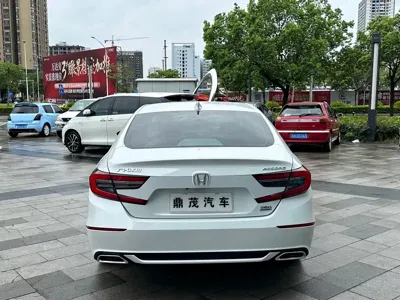 Honda Accord 2022, 49000 км, за 15759.32 USD