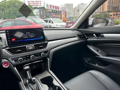 Honda Accord 2022, 49000 км, за 15736.18 USD - фото 21
