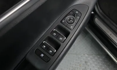 Hyundai Grandeur 2018, 72768 км, за 9188.27 USD - фото 13