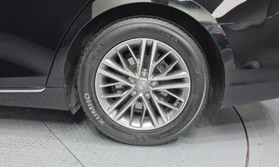 Hyundai Grandeur 2018, 72768 км, за 9188.27 USD - фото 21
