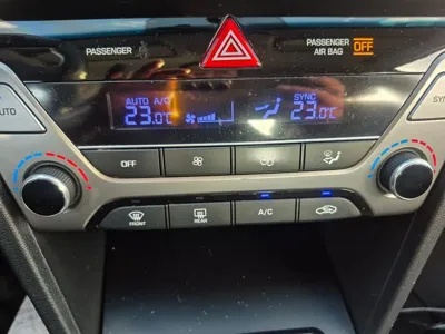Hyundai Avante 2017, 143159 км, за 4529.34 USD - фото 12