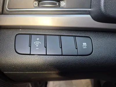 Hyundai Avante 2017, 143159 км, за 4529.34 USD - фото 14