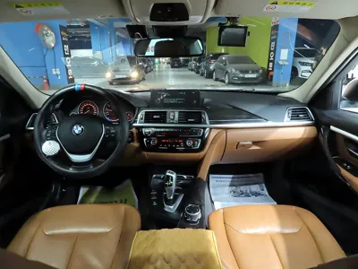 BMW 3-Series 2016, 159170 км, за 7548.9 USD