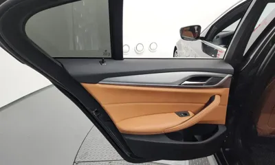 BMW 5-Series 2018, 110860 км, за 14375.74 USD - фото 25