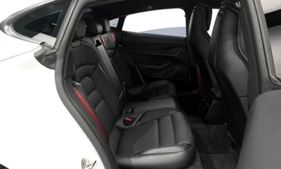 Porsche Taycan 2023, 17406 км, за 71531.76 USD - фото 12