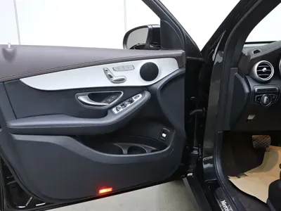 Mercedes-Benz GLC 2022, 68500 км, за 30299.03 USD - фото 12