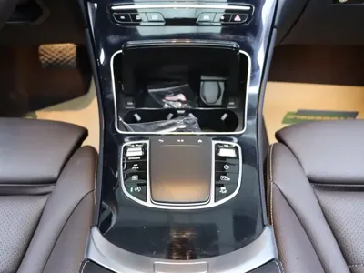 Mercedes-Benz GLC 2022, 68500 км, за 30299.03 USD - фото 25
