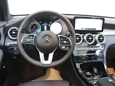 Mercedes-Benz GLC 2022, 68500 км, за 30299.03 USD - фото 29