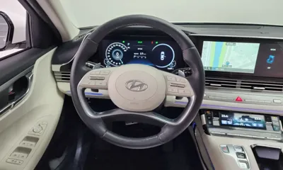 Hyundai Grandeur 2022, 72859 км, за 16345.02 USD - фото 13