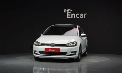 Volkswagen Golf 2014, 141824 км, за 9915.4 USD