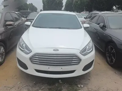 Ford Escort 2018, 67100 км, за 3531.42 USD