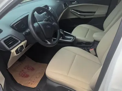 Ford Escort 2018, 67100 км, за 3531.42 USD - фото 9