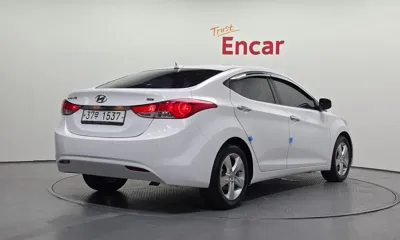 Hyundai Avante 2013, 142704 км, за 2974.62 USD