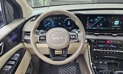 Kia Canival 2023, 24330 км, за 21216.49 USD - фото 13