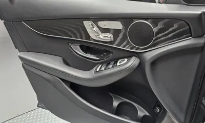 Mercedes-Benz GLC-Class 2019, 91520 км, за 16377.27 USD - фото 14