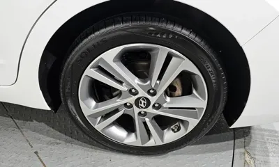 Hyundai Avante 2018, 108509 км, за 5087.54 USD