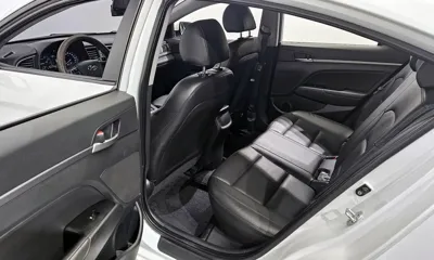 Hyundai Avante 2018, 108509 км, за 5087.54 USD - фото 11
