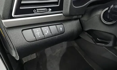 Hyundai Avante 2018, 108509 км, за 5087.54 USD - фото 15