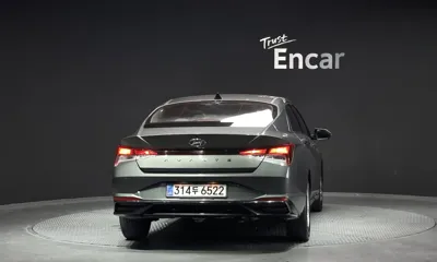 Hyundai Avante 2021, 162087 км, за 7811.47 USD