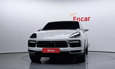Porsche Cayenne 2023, 56538 км, за 69576.1 USD