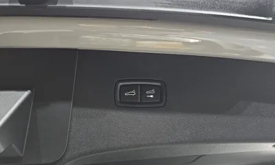 Porsche Cayenne 2023, 56538 км, за 69576.1 USD - фото 20