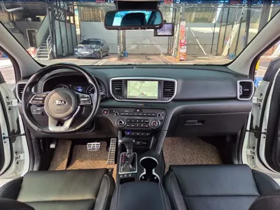 Kia Sportage 2020, 66700 км, за 10416.94 USD - фото 7